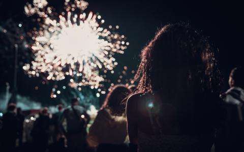 New Year's Eve on the banks of the Seine